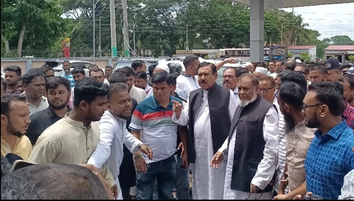 হামলাকারীদের আইনের আওতায় এনে বিচার করা হবে