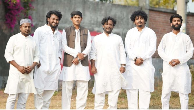 একসঙ্গে ছয় শিল্পীর ইসলামি গান