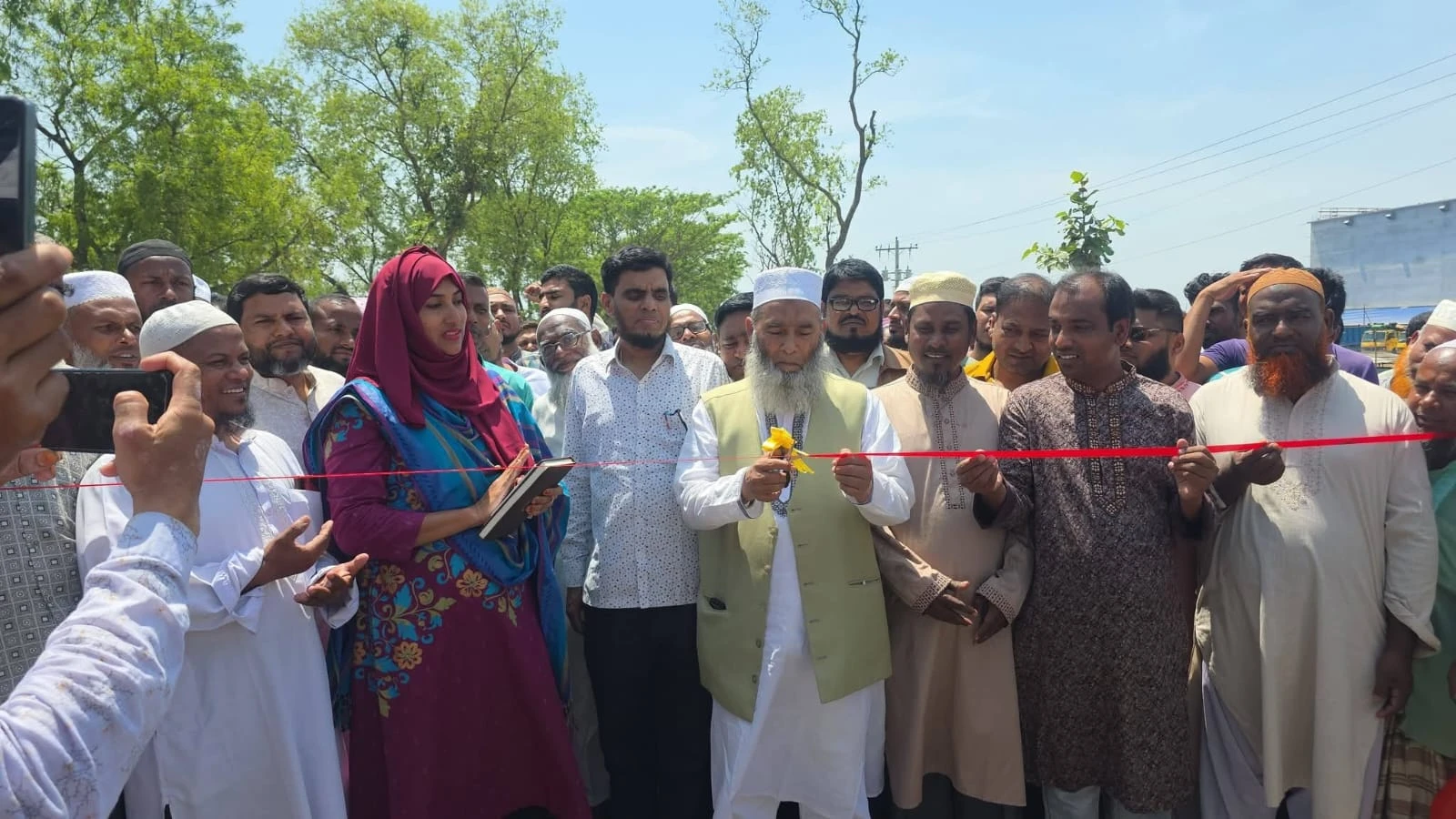 একাধিক ব্রিজ ও সড়ক নির্মাণের উদ্বোধন করলেন জামায়াত এমপি