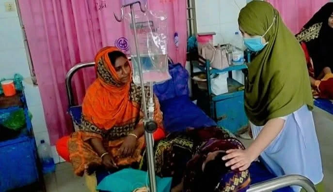 দৌলতখানে বাবার ধর্ষণের শিকার হয়ে সাত মাসের অন্তঃসত্ত্বা মেয়ে