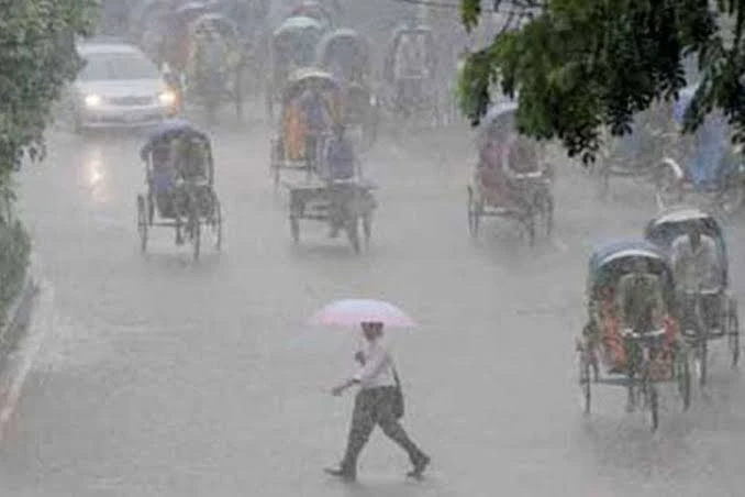 দেশজুড়ে টানা ৫ দিন ভারী বৃষ্টির পূর্বাভাস, ১০ জেলায় সতর্কসংকেত