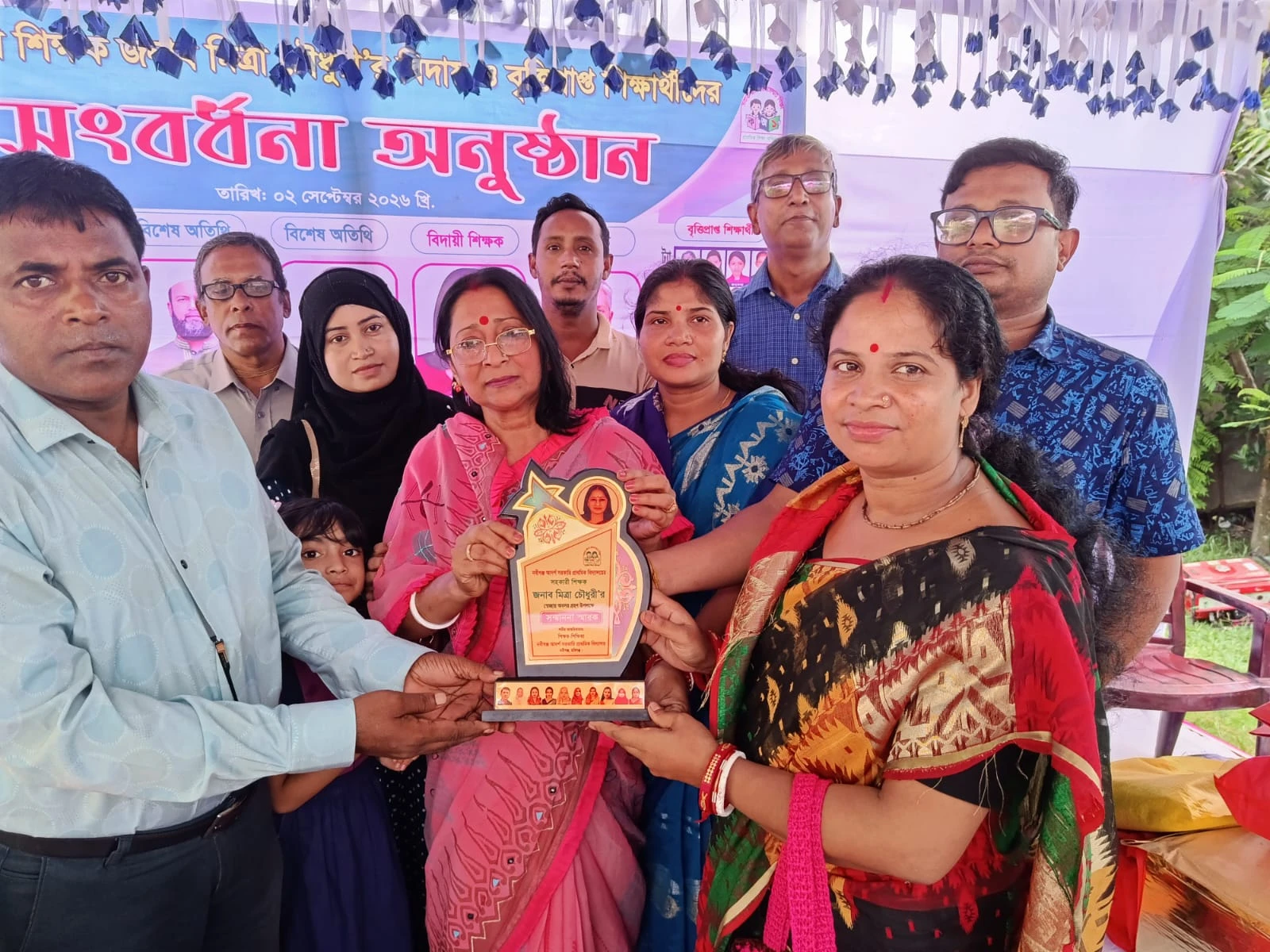 নবীগঞ্জে শিক্ষিকা মিত্রার চৌধুরীর বিদায়, ২০ বৃত্তিপ্রাপ্ত শিক্ষার্থীকে সংবর্ধনা